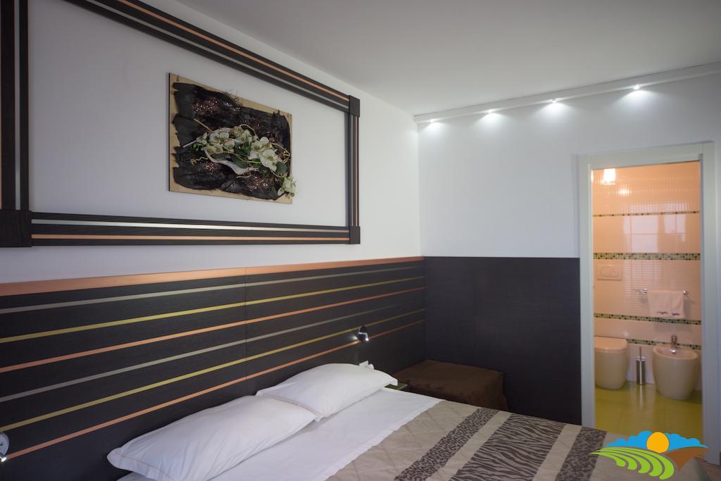 Albergo Diffuso - Il Poggetto Tra Urbino & San Marino Rum bild