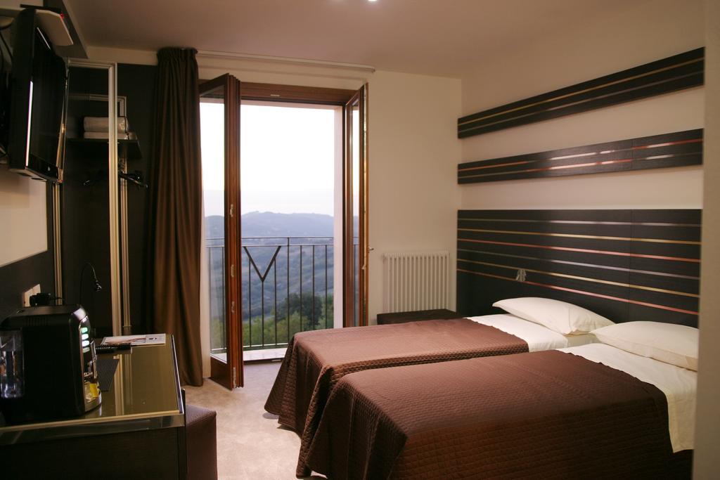 Albergo Diffuso - Il Poggetto Tra Urbino & San Marino Exteriör bild